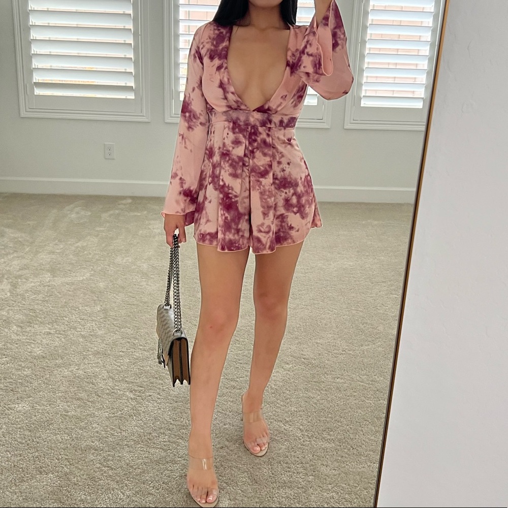 Fashion Nova Romper (Xsmall)